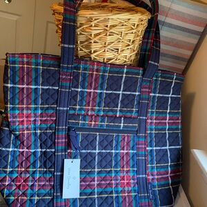 Vera Bradley large Vera tote plaid tartan navy blue actual NWT